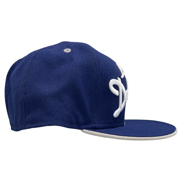 NEW ERA • Los Angeles Dodgers Big Script Royal Blue Fitted Baseball Hat - Picture 8 of 10